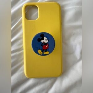 iPhone 11 phone case with Mickey Mouse Pop Socket